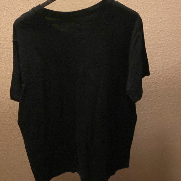 Nike logo tshirt - Picture 2 of 3